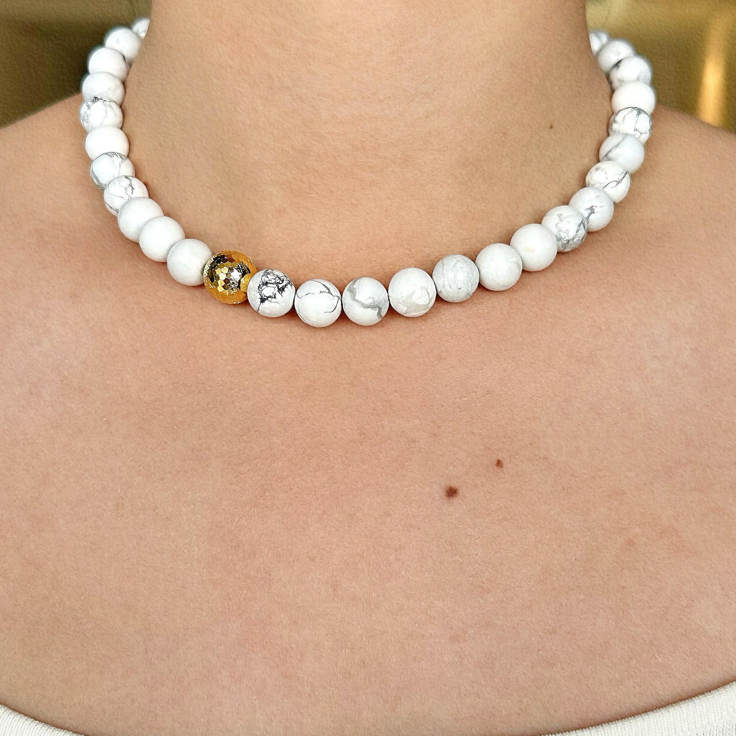 Lora Howlite Gold Beads Necklace