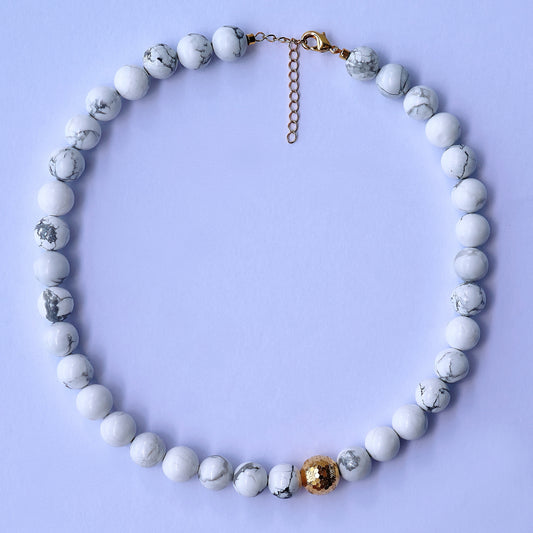 Lora Howlite Gold Beads Necklace
